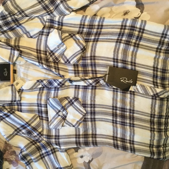 WORN Rails button down - Picture 4 of 4